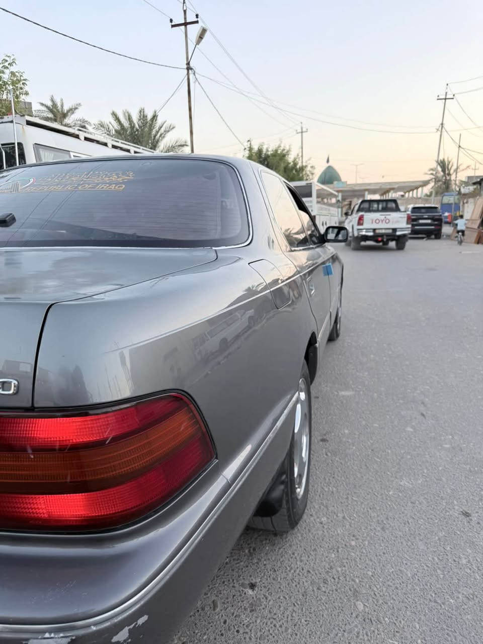 يا الله سلام عليكم سياره لكزز LS 400 مديل91 رقم جديد سنويه جديده كفاله عامه حته من الصبغ جاهزه الاخير مانقصها برغي حداده كهربايات تبريد ثلج مكينه بلادي V8 
تخم تاير حداديه كله جديد السعر(75) وبيها مجال قليل لسياره مال جناي مكال السياره البصره الدير 
رقم الهاتف(***********) كفاله عامه
