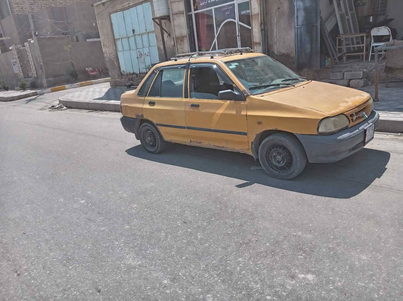سلام عليكم سايبه موديل 14 مصفره هيئه غرامات رقم انكليزي جديد سياره نضيفه بس رابع بيهه يفلت مكان الدغاره السعر 25 بيهه مجال باب واحد مبدل ***********
