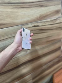 ايفون XS • ٦٤ • ظهر مفطر