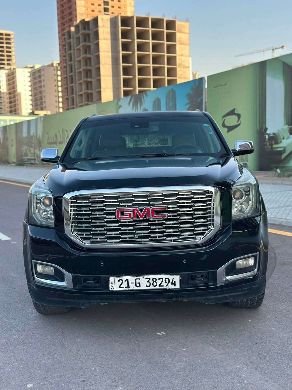 - يوكن ( SLT ) فول أعلى مواصفات المحرك المرغوب 5300
موديل :   2016
الون:       اسود🖤 
العداد: 160 حقيقي
الفئة : SLT

/حجم المحرك    ٨  سلندر  5300
/ فتحه
/ بصمه تشغيل + بصمة ابواب
/ رادار امامي مانع اصطدام 
/ رادار خلفي
/ رادارت جانبيه ( نقطه عمياء)
/ كشن السائق هزاز  للتنبيه ( مربوط مع الرادار)
/ كامراة دواره مع الاستيرن اصليه
/ كشنات جلد 
/ كشنات اماميه كهرباء
/كشنات خلفيه كهرباء
/ كشن السائق خزن ميوري 
/كشنات خلفيه متصله
/ كشنات تدفئه + تبريد 
/ باب خلفي كهرباء
/ استيرن كهرباء
/مرايات جانبيه كهربائيه ( شفط) + تعتيم 
/ فول تحكم استيرن جهتين + ستيرن تدفئة + ستيرن كهرباء
/حساسات امامي  خلفي
/ فور ويل 
/ لايت زنون
/ لايت وبك لايت ليد (LED)
/شاشه اماميه كبيره 
/شاشه عرض خلفيه
/ كشنات 7 راكب كهربائي 
/ تشغيل عن بعد 
/ تبريد مركزي ثلاث قطع
/ تحكم للتبريد الخلفي منفصل
/ منفذ كهرباء للعربه الخلفيه
/ سستم صوت اعلى فئه (BOSE)
/ نظام مكابح للعربه الخلفيه
/ نظام صعود مرتفعات
/ نظام سحب مقطورة 
/ نظام تحديد مسار ( نظام خطوط الشارع)
/ نظام معرفة ضغط الاطارات
/ انظمة مكابح
/ نظام تزحلق 
/ نظام توازن للطرق الوعره 
/ بصمه عدد
/ اسبيرها منازل 
تخم تاير جديد سيارة جديدة وتخبل وبلعافية على الياخذها 
وبقية المواصفات المعروفه السياره رقم سليمانيه بسمي 
السعر: 310 
للاستفسار ***********
