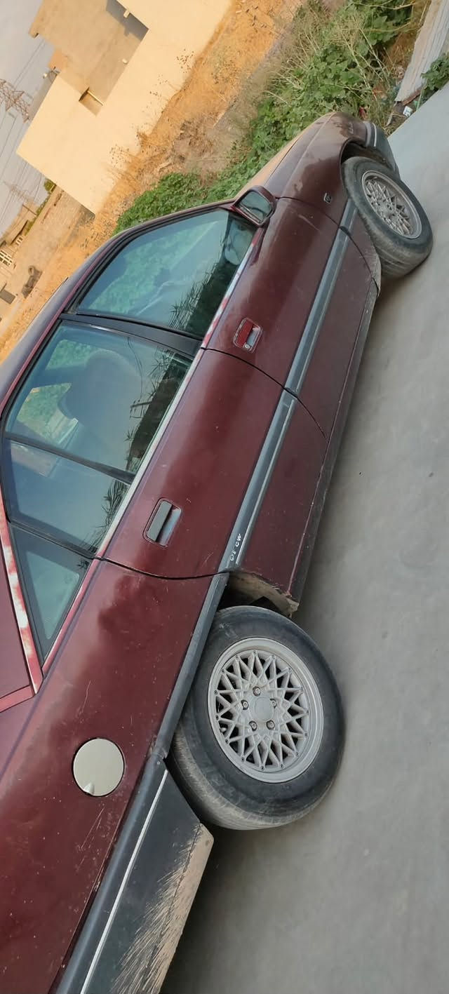 السلام عليكم أوبل اوميكا موديل ١٩٩٠ كير اتوماتيك رقم إنكليزي كير محرك شرط سنويه لل٢٠٣١ كوبون بنزين بي كهربائيات كله شغاله سياره حلوه ومرتبه السعر ٢٨ وبي مجال بسيط مكاني كركوك للتواصل ***********
