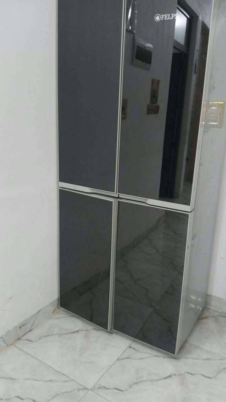البيع ثلاجه مامعروف عطلها اليخذها فحم في فحم 
اكتب سعر عجبني ابيعك
