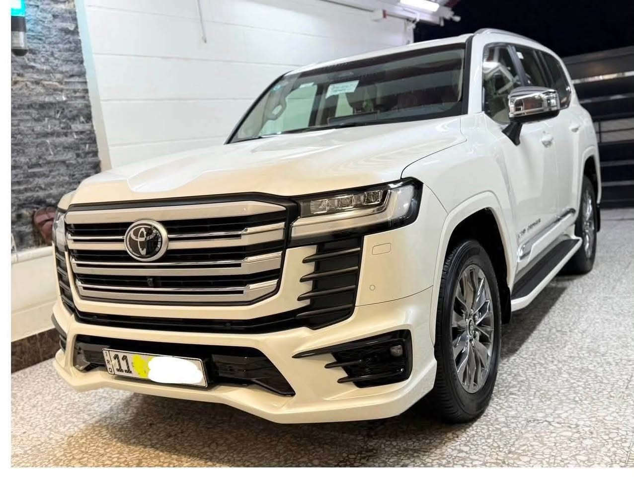 السلام عليكم
البيع لاندكروز ٢٠٢٥ بريم باب اول  Vx LlMlTED 
تنفس طبيعي 

زيرو السياره ومغلفه 

***********
