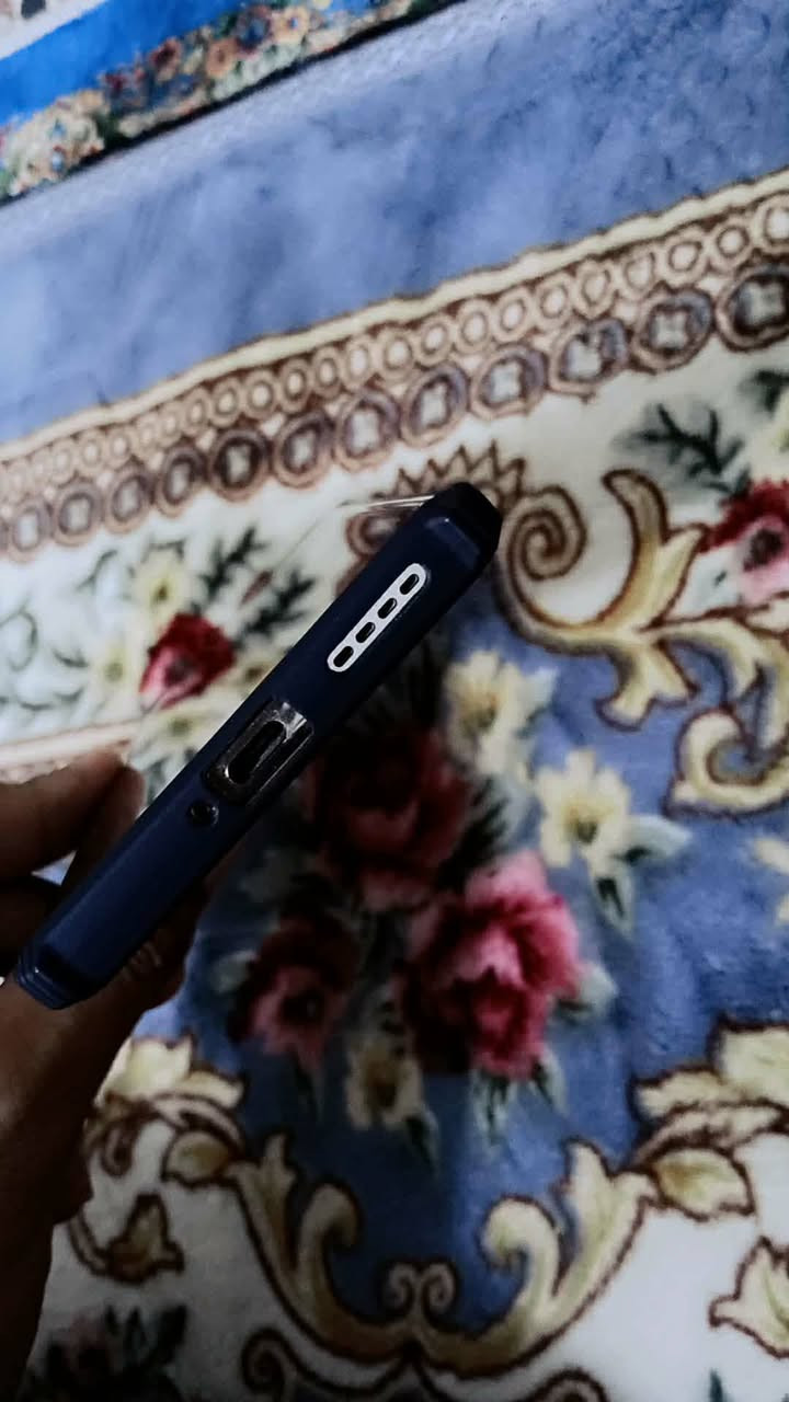 إسلام عليكم  أنفنكس نوت 40برو نسخه رام 24 جهاز 60فريم  شحن ٣وضعيات وسلكي ولا سلكي لون اصفر جهاز كامل مبدل شاشه وبي كسر بل ضهر   مكان بغداد المدائن سلمان باك سعر225وبي مجال لرقم***********
