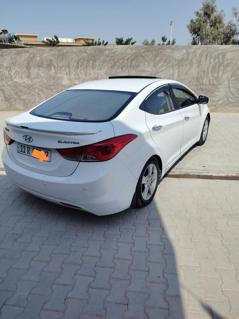 النجف

السلام عليكم ورحمه الله وبركاته 

النتره 2014 خليجي 

رقم بغداد انكليزي

فول مواصفات ما عدا البصمه

شاشه. فتحه . اشايربلمري

مكينه 1600

سياره كلش حلوه مال جناي

سياره مكفوله ما عدا جاملغ امامي بارد طخه بسيطه بدون دواخل

السعر 113 وبيه مجال

***********
