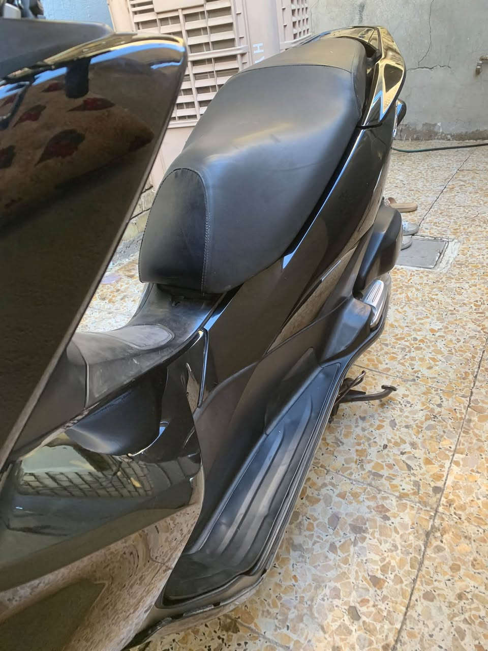 سلام عليكم pcx جيل ثاني ياباني JF محرك 125 
لون اسود دراجه جديده كلش وجاهزه من كل نواحي ناعمه دراجه مكفوله كفاله عامة دراجه ماشيه 44 الف حساس ستان حساس زدحام سويجين  وي دراجه 

العنوان بغداد السعر 16 وبيها مجال بسيط *********** شراي يتصل ويدلل
