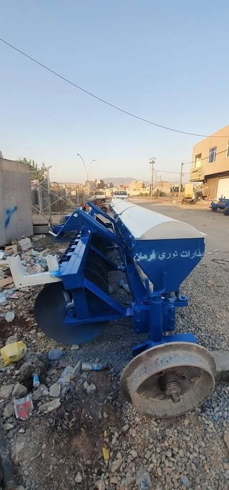 لا توجد تفاصيل

نص مكتوب في الصور:
- معمل جوتيار
- بذارت نوري فرمان
- ***********
- ***********
- دسك بذار 16