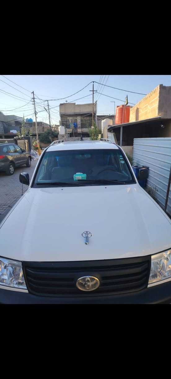 لا ندكروز موديل 2000 صبغ حزام للجماليه  بدون أي ضرر
السيارة جاهزة من كل النواحي 
بسمي تحويل مباشر 
المكان بغداد
السيارة منضومه غاز بانزين
السعر 135
***********
*********** وات ساب
