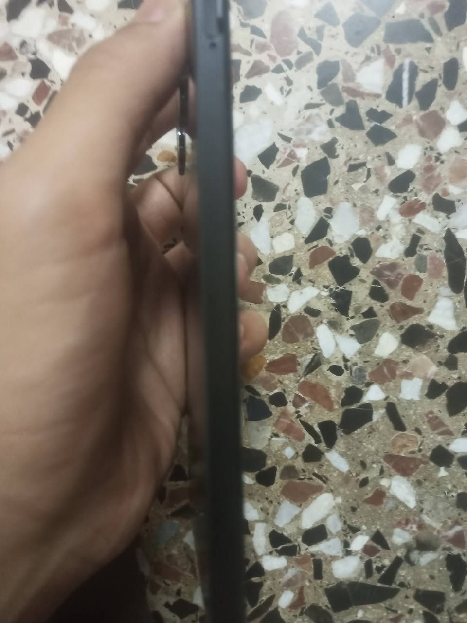 ريلمي نوت 50
بطاريه 600الف بتقعد يومين

زاكره 128
رام 4

بصمه اصبع هبشه 

كمرات نضيف فاتوره 
بي كسر بلشاشه بسيط
الموقع بغداد حريه 
السعر 100 بي مجال حك جيتك
رقم الهاتف ***********
