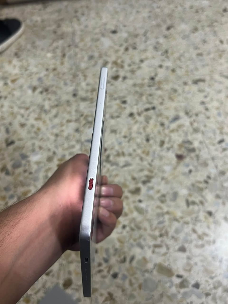 ريد ماجك. 256  نضافه 99 كامل ملحقات 850 مجال بصيط *********** ماعندي توصيل بغداد شعب

نص مكتوب في الصور:
- حالة البطارية إذا استبدل المستخدمون البطارية بأنفسهم، فقد لا تعمل شاشة حالة البطارية بشكل صحيح. يوصى بالاتصال بمركز خدمة ما بعد البيع المحلي للحصول على المساعدة. الصحة 97% حالة البطارية الحالية جيدة تاريخ الإنتاج 2025-09-27 تاريخ أول استخدام 2025-12-29 عدد دورات الشحن والتفريغ 174