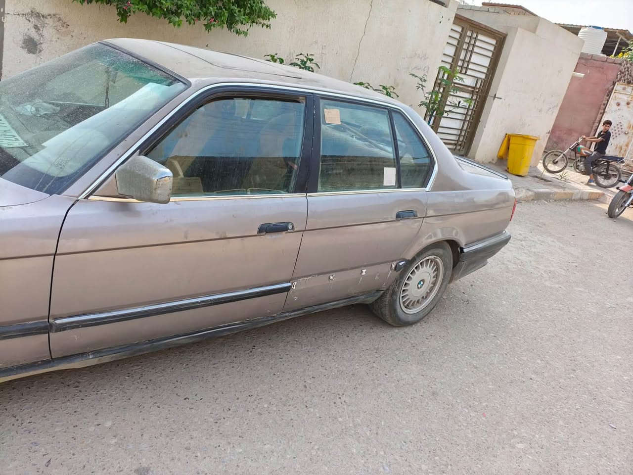 بي ام 735 • ١٩٩١ • فتحة سقف
