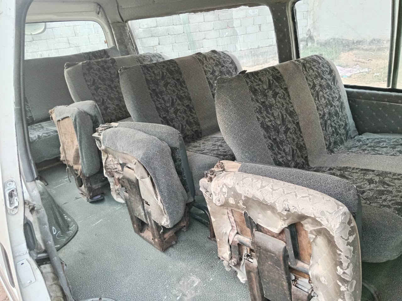 سلام عليكم مازدة بومة للبيع ٢٠٠٧ رقم انكليزي مكينته الأصلية مجفته جديد تخم تاير جديد مصبوغة عام بدون ضربة الاكسن بي ونه شرط المداور مكان السيارة كربلاء الحر المالك الأصلي نفس العنوان السعر ٦٥ الرغاب يجي يكلب وحسب القناعة
هاتف ***********
