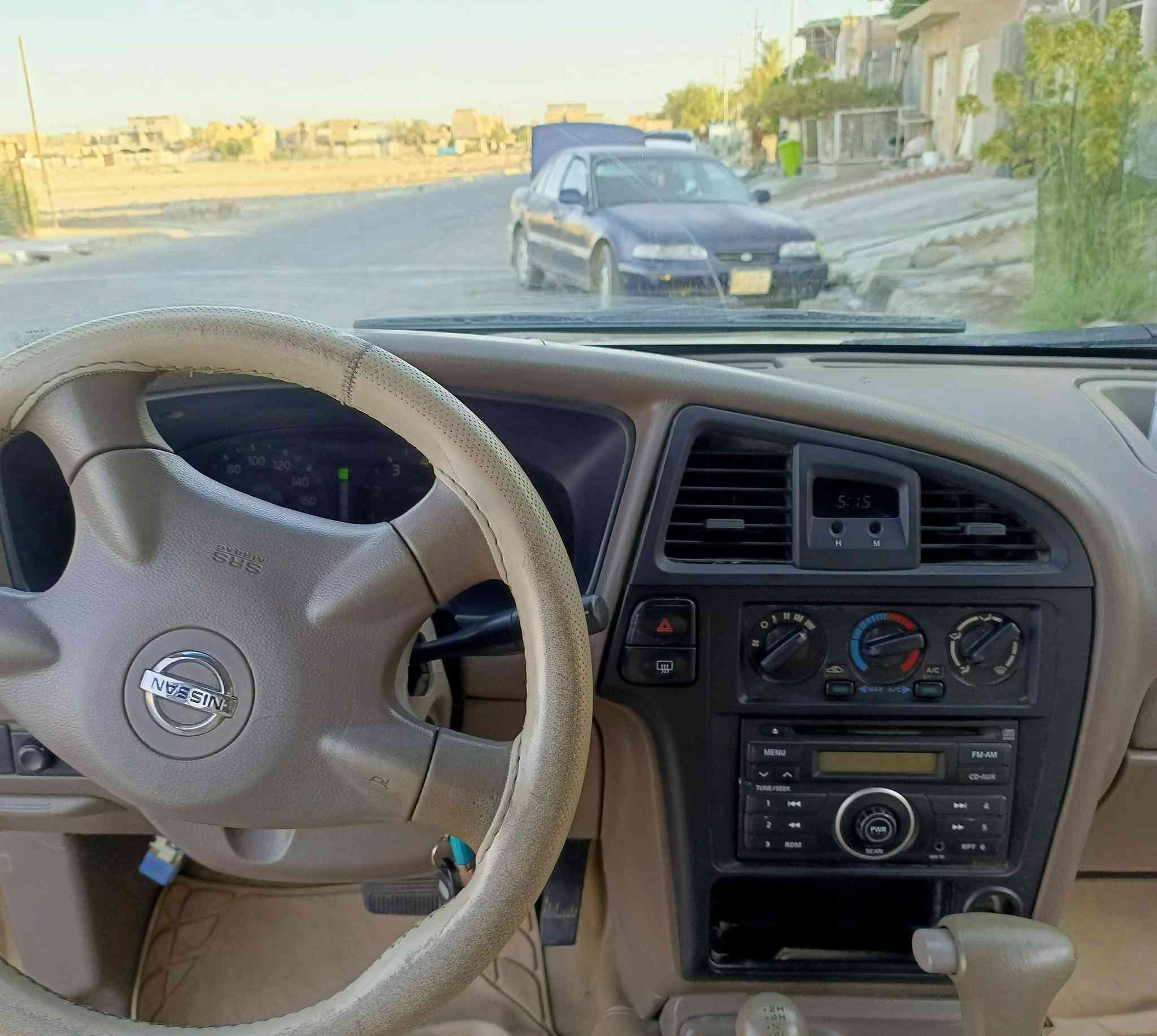 السلام عليكم
‏نيسان باثفندر 2005 خليجي سيارة بلادية رقم سليمانية محرك 3500 تبريد 
‏ بيها قطعة وحدة باب السايق تبديل سيارة نظيفة مداريها بدهن الماني ولفر درجة أولى 
السعر 90 و بيها مجال
‏العنوان ديالى 
‏للأستفسار ***********
