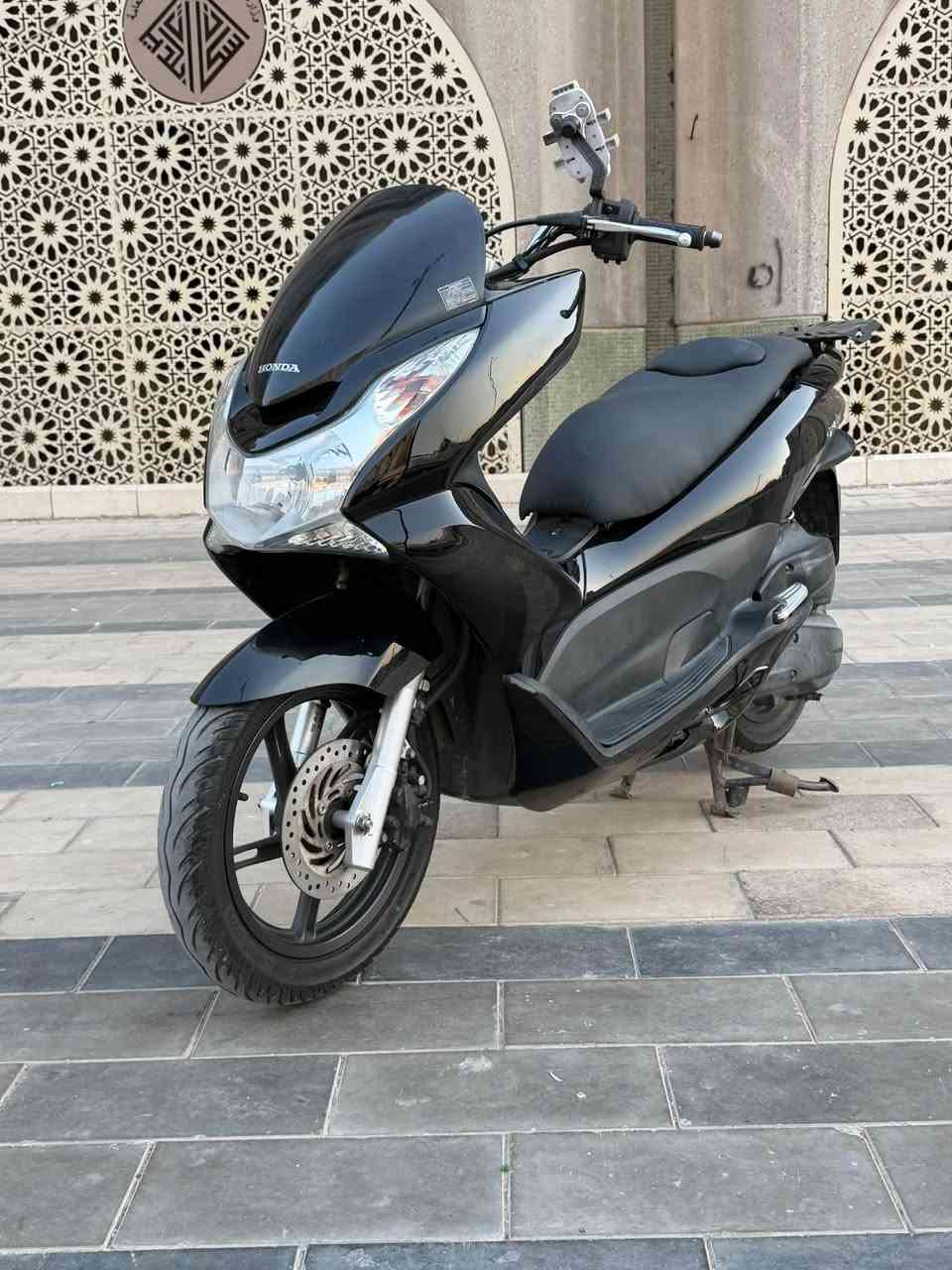 سلام عليكم....
دراجة (PSX)...(جيل الاول)  
🛵للبيع  
دراجة شلعه معدل كهربائيات كلهه شغاله 
دراجة جديده  بلادية
أي نقص مابيهة
جيب فيتر وتعال افحص الاستفسار خاص 
***********
