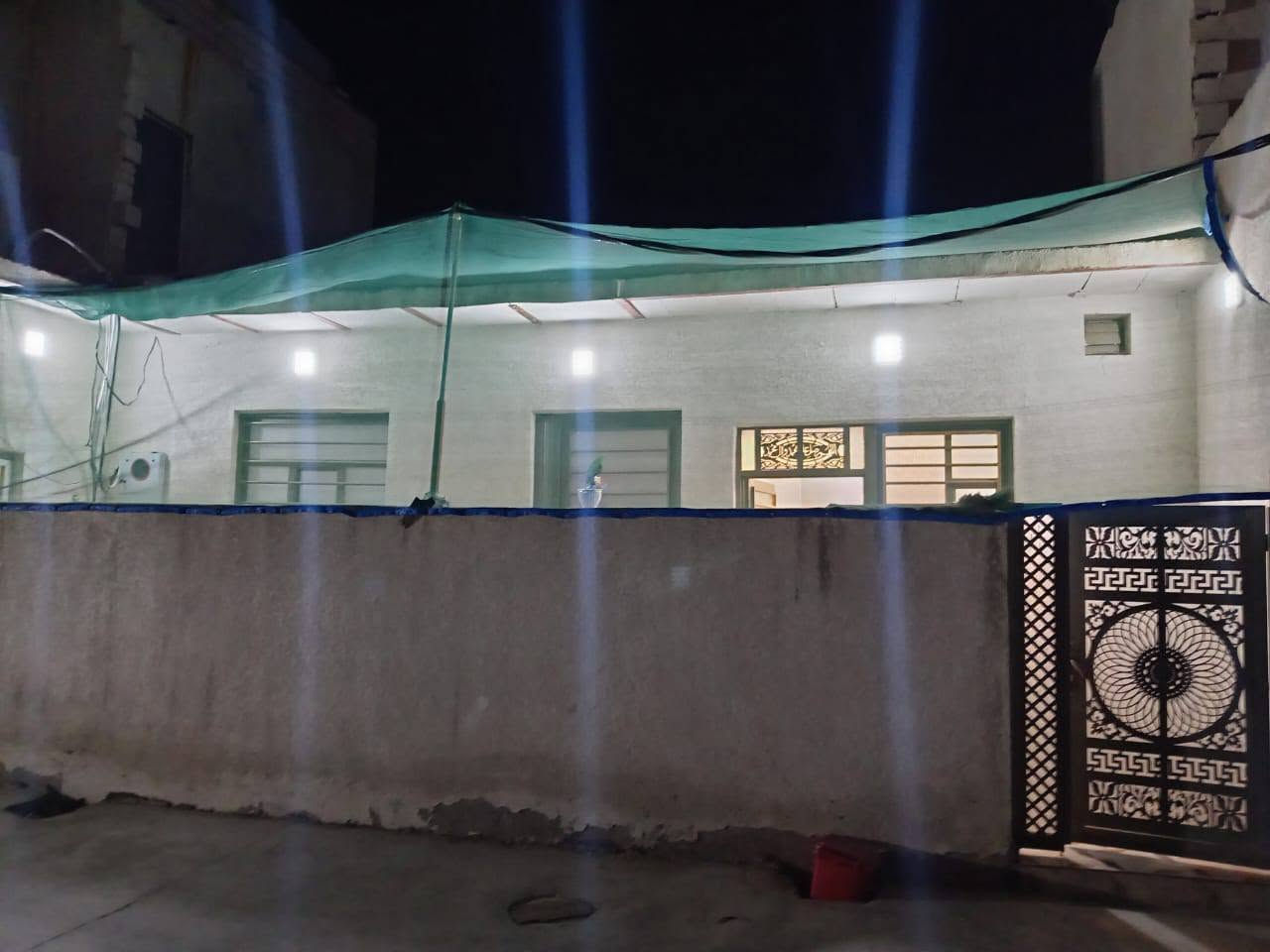 ياالله ” بيوت للبيع المساحه الكليه 850 ” اول بيت مساحته 200متر ثاني بيت مساحته 140متر ثالث بيت مساحته 120متر بتلو مساحته 100متر مظيف خارجي مساحته 13 متر صحيات خارجيات تابعه للمظيف محل 7×5 بناء البيوت حديثا العنوان”الماجديه قرب دكتوره تهاني زراعي سند 25 رقم التليفون ”***********” مكلف بنشر

نص مكتوب في الصور:
- هذا الباب الرأيسيه
- هذا المحل
- صاله
- مطبخ