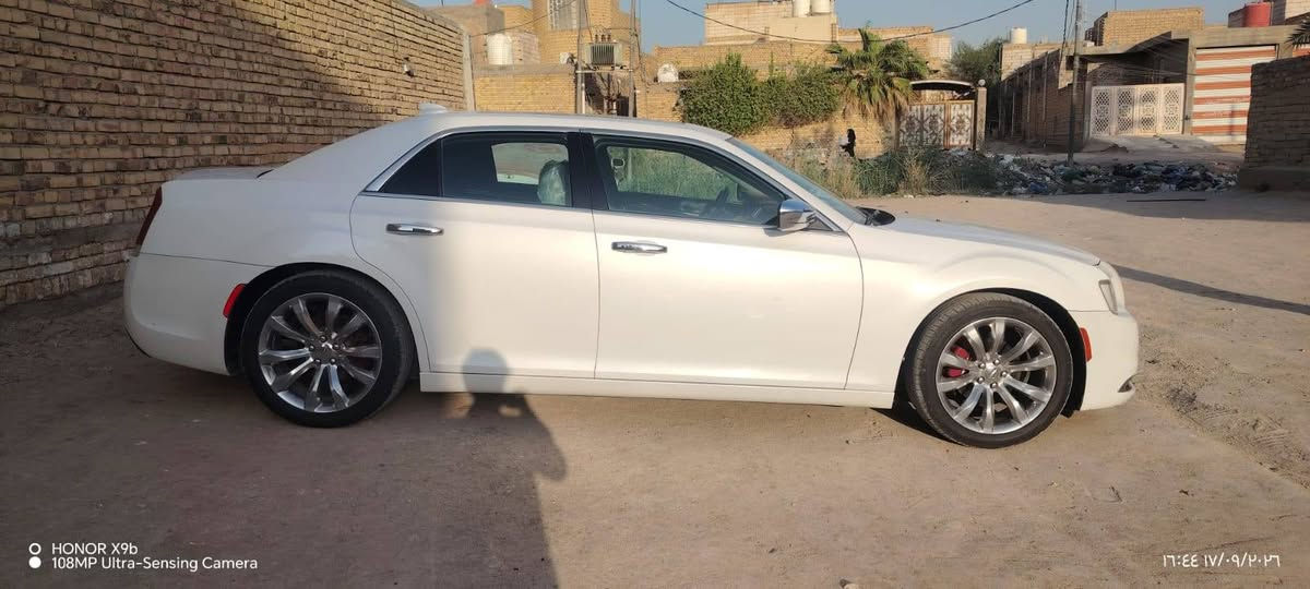 السلام عليكم اوباما اكلايزر فول واحده عل واحد معلايه ٢٢ من أصل ١٧ مامشتغله خط استخدام شخصي
العنوان ناصرية مركز السعر ١٧٥ وبيها مجال
استفسار الرقم ***********

نص مكتوب في الصور:
- HONOR X9b
- 108MP Ultra-Sensing Camera
- ١٦:٤٥ ١٧/٠٩/٢٠٢٦
- ١٦:٤٤ ١٧/٠٩/٢٠٢٣
- O HONOR X9b
- O HONOR X9b 108MP Ultra-Sensing Camera 16:44 2023/09/17