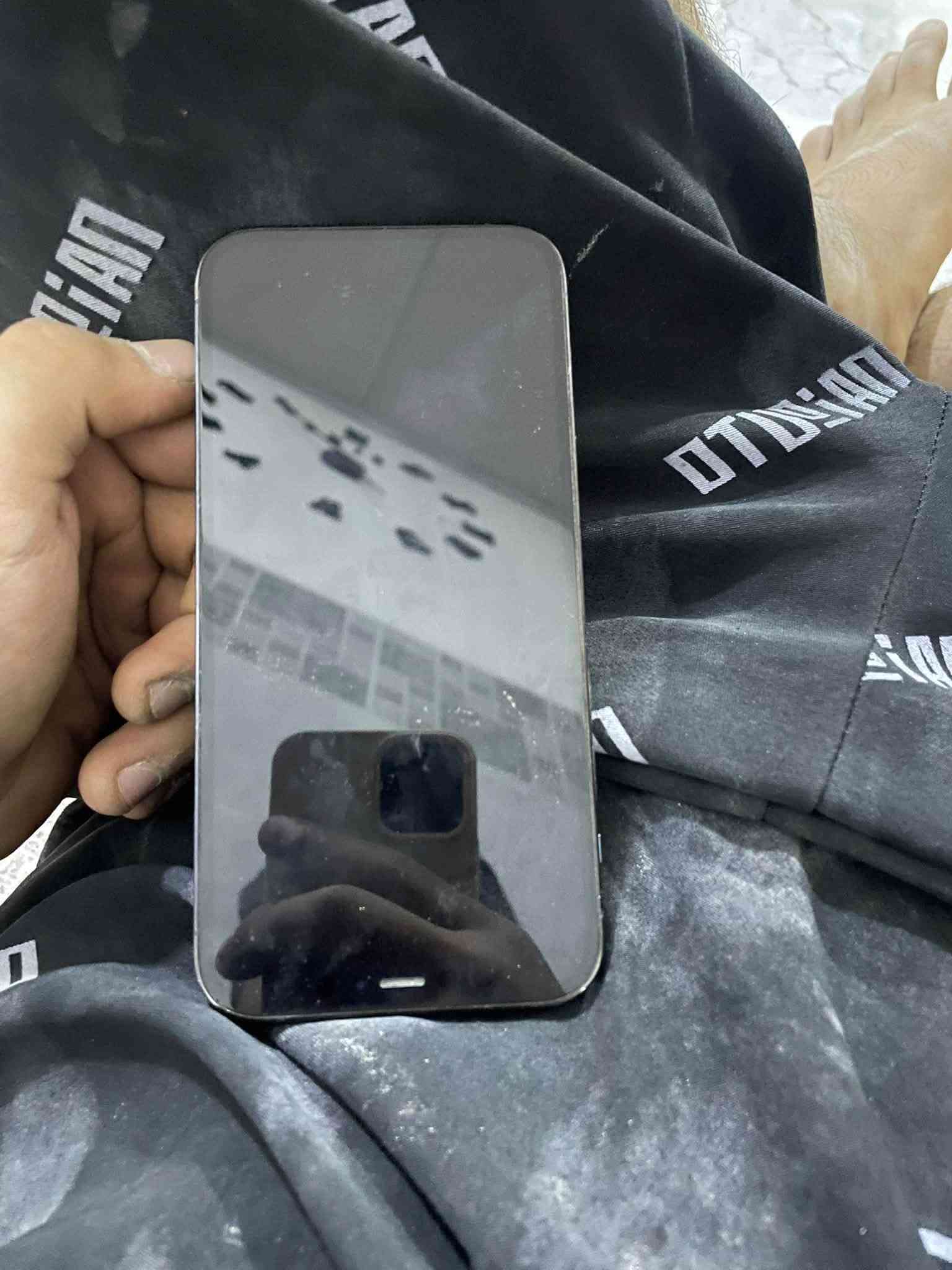 اسلام عليكم ايفون 12برو ذاكره 128🔋76بس شويه فوك شاشه شخص شخطتين بي كلشي ما بي شرط قبل اربع شهر اشتريتو من واحد مشتري من شركه واالله كلشي ما مفتوح ولا شي كلشي شغال سعر300بي مجال  .تعال خاص او راسل وتساب فقط***********
