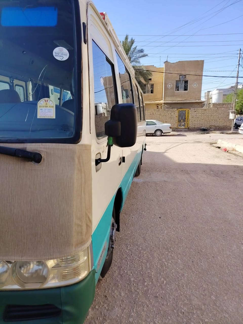 السلام عليكم 2007كاملة للخير جاهزة تبريدباتري كيرمكينة حدادة تخم تايرجوبلس شادة بزيارة  ادامة كاملة علسيارة ماناقصهة برغي للشارع كبل خط بحث مرورمن كلشي سنوية لل 27تحويل ثاني يوم السر200وبي هة مجال مكاني واسط مركز كهرباءلايت زنون منضومة غاز80لتربيهة كتاب تانكي بانزين إضافي سيارة مكفولة من الضربة والصبغ واسف علطالة وبعدبيهة هواي ماذكرته اني ضابطة مال جناي بس ضرف والحمدلله ***********

