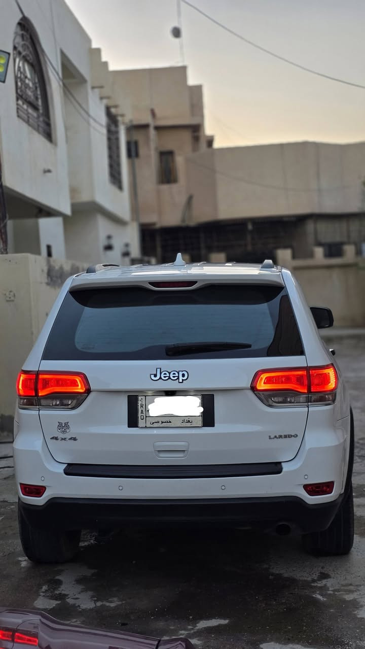 السلام عليكم
جيب كراند شيروكي وارد خليجي صار بيه حادث جاملغ عكس السايق وربع الباب   مديل٢٠١٩
 المواصفات
 فتحه
 سقف
 رادارات جانبي +خلفي
 حساسات امامي وخلفي
 كامرة 
كشنات جلد 
فور ويل 
وضعيات قياده
 شاشه
 السيارة ماشيه 104 قابل للزياده 

للاستفسار ***********
