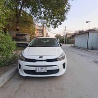 كيا ريو هاج  باك موديل 18 ماشيه 64 محرك 1600  حادث امريكا مرفق ويا الص...