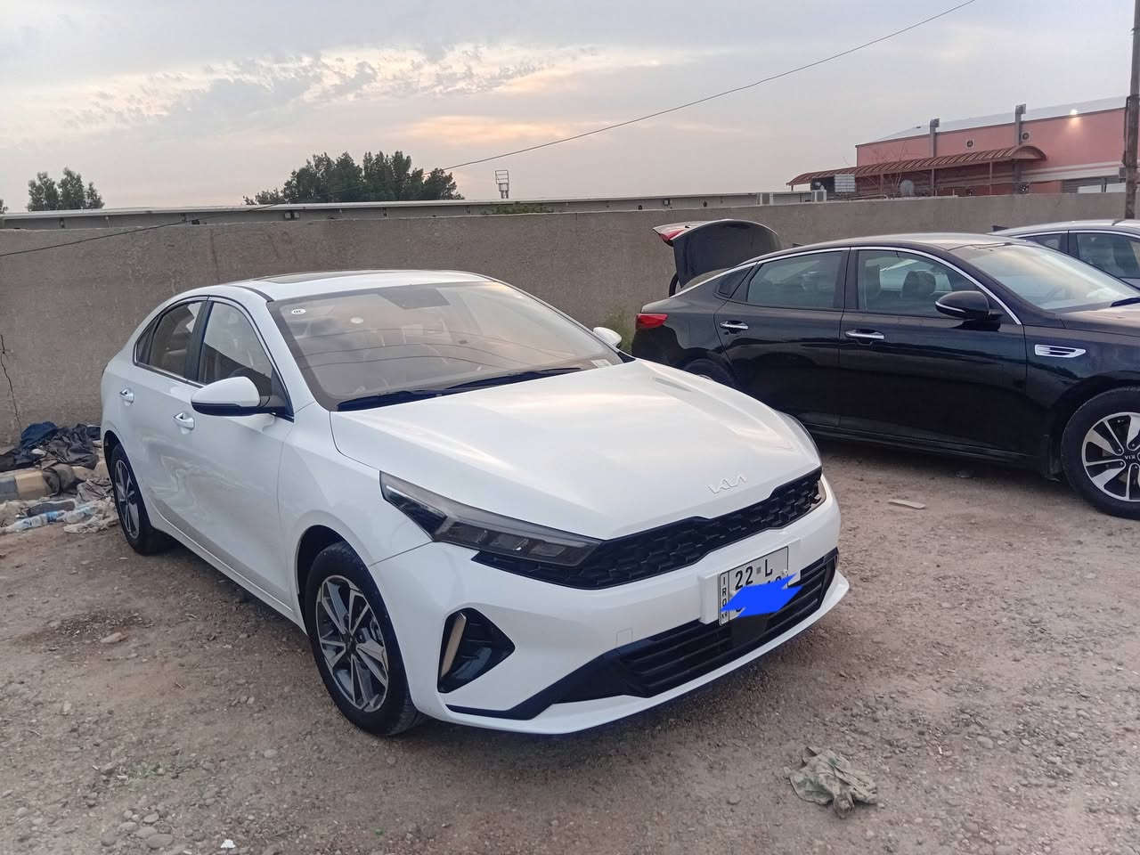K3
2022 
وكالة عامه .بسم الشركه 
جديد على أيدي 
سعر 130 $ 
ماشي ٦٧كم 
مجال بسيط!!!!! 
مكانها بغداد  السيدية.
فقط الجناي لطفا .باع شراي مابيع !
رجاءا يتصل الجناي فقط ! 
*********** 
What'sApp
