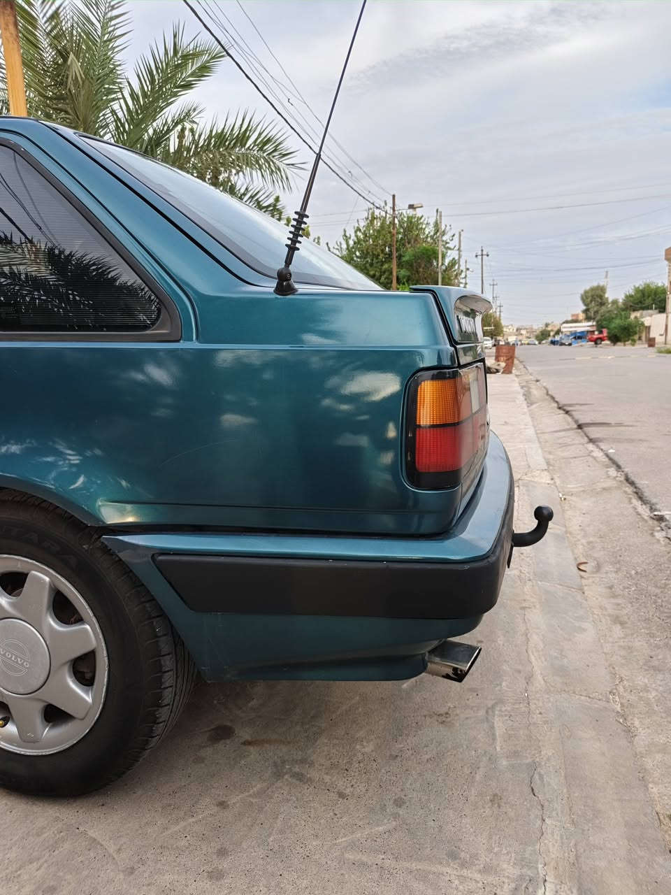 🚗 للبيع: فولفو 440 موديل 1993
🔹 الموديل: 1993
🔧 المحرك: 2.0 نوزل أصلي
⚙️ الكير: عادي (جديد)
❄️ التبريد: أصلي فولفو
🪟 الجامات: كهرباء أمامية
🛑 البريكات: ABS
✅ حالة المحرك: شرط، لا صرف ولا نفخ، وصوته ناعم.
🆕 القطع الجديدة:
🔩 تخم أمامي وخلفي جديد.
🦾 درايف شفتات جديدة.
⚙️ فلنجات جديدة.
💿 دسكات جديدة.
🛞 تخم تايرات جديد قياس 15.
🎨 الصبغ: صبغ جمالية، والصور قبل الصبغ موجودة.
📌 ملاحظة: الدواير الخلفية بيها شوية معجون، وباقي السيارة شرط.
🖊️ الفحص: على القلم، واللي يحب يتأكد يتفضل ويشوف السيارة بنفسه، وكل شيء موضح بالصور.
💰 السعر: 30 وبيه مجال للناس الطيبة بعد المعاينة.
📞 للتواصل: ***********
