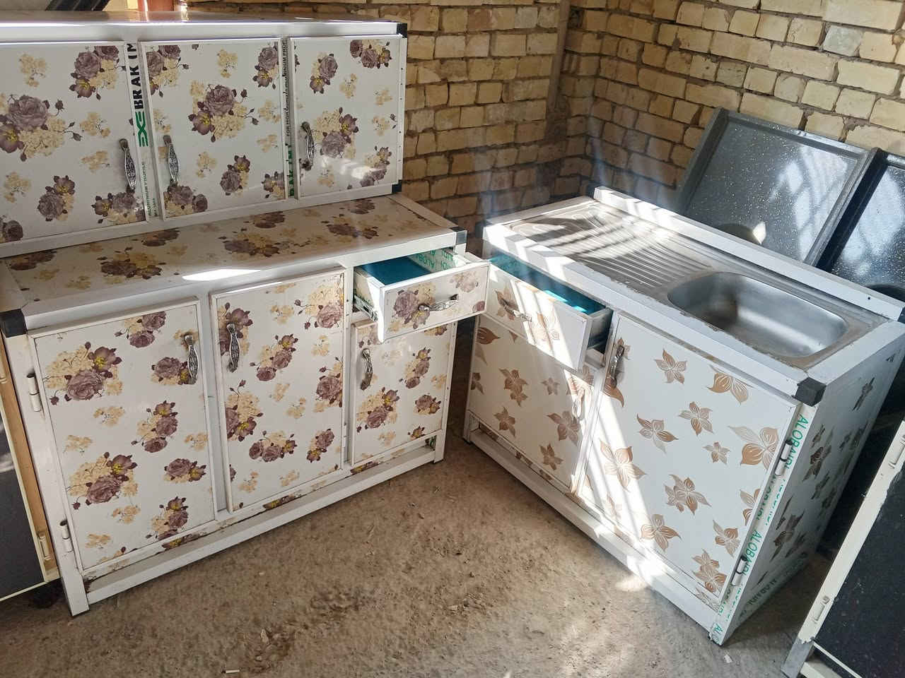 طقم ٨مقعد • دوشمة جديدة • كاونتر ٣قطع