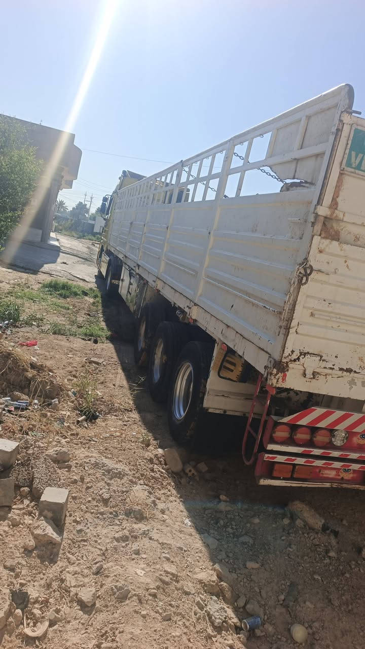 سلام عليكم للبيع عربانه طول 13/20/مكان كربلاء/***********
