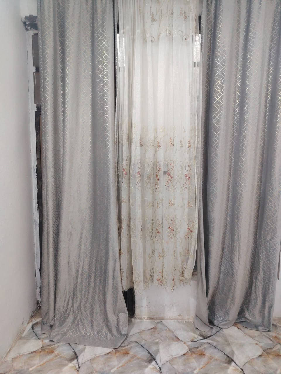 بيت مساحه ١٠٠متر طابو زراعي الباويه للاستفسار الاتصال علئ الرقم *********** مكتب الاخوين
