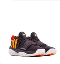 adidas Performance Dame 8 EXTPLY ملاحضة  جديد مو مستعمل أبداً  السعر 1...