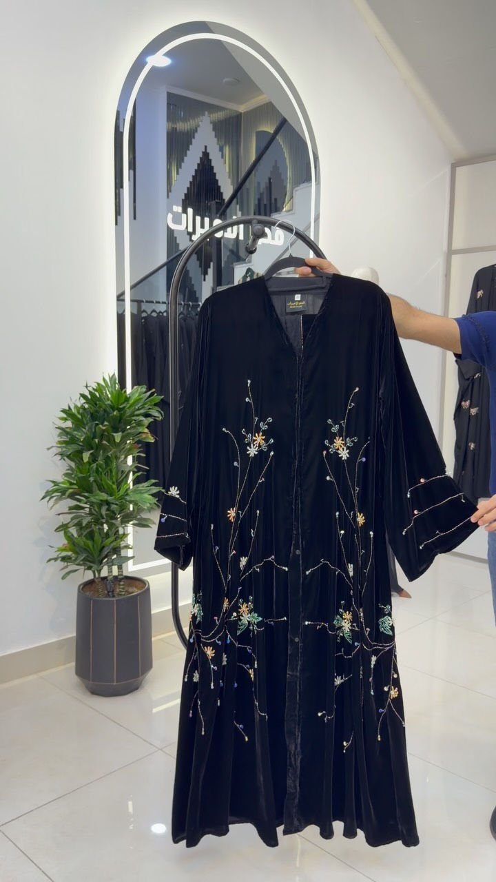 ملابس