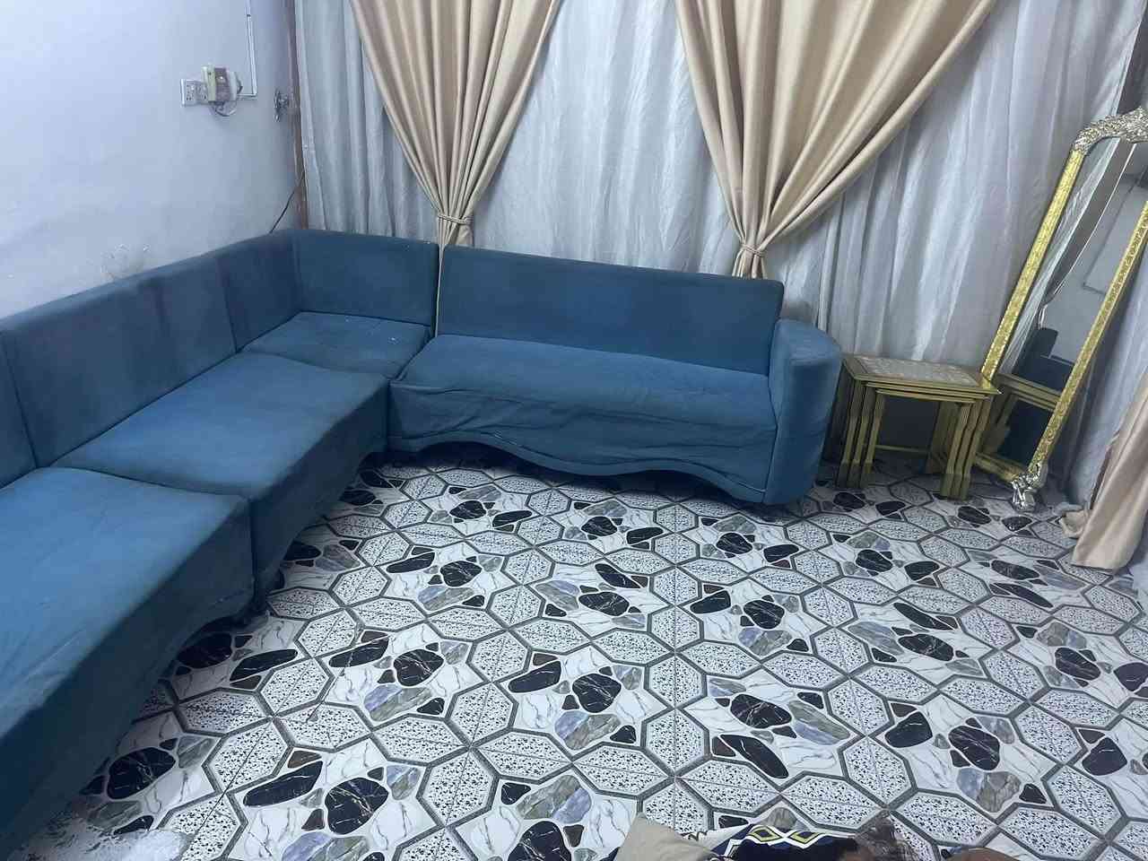 ديوان • 10 مقعد • مستعمل