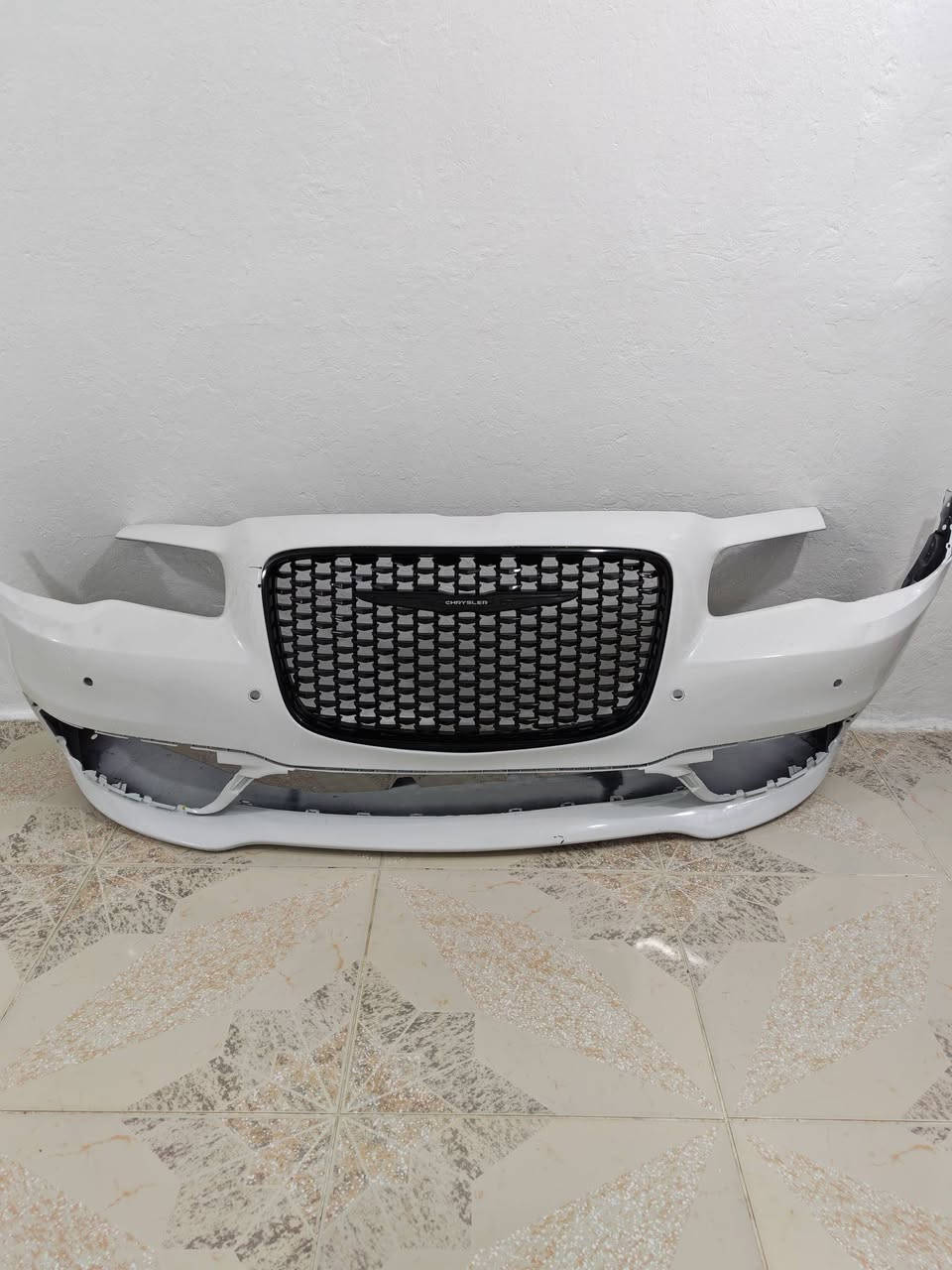 سلام عليكم. دعاميه أماميه  بجم عريض  S   تايوان  جديده   ما مشدوده  بل  سياره جديده لوك  سعر ٢٥٠ وبيها  مجال  قليل  ستفسار عله رقم ***********
