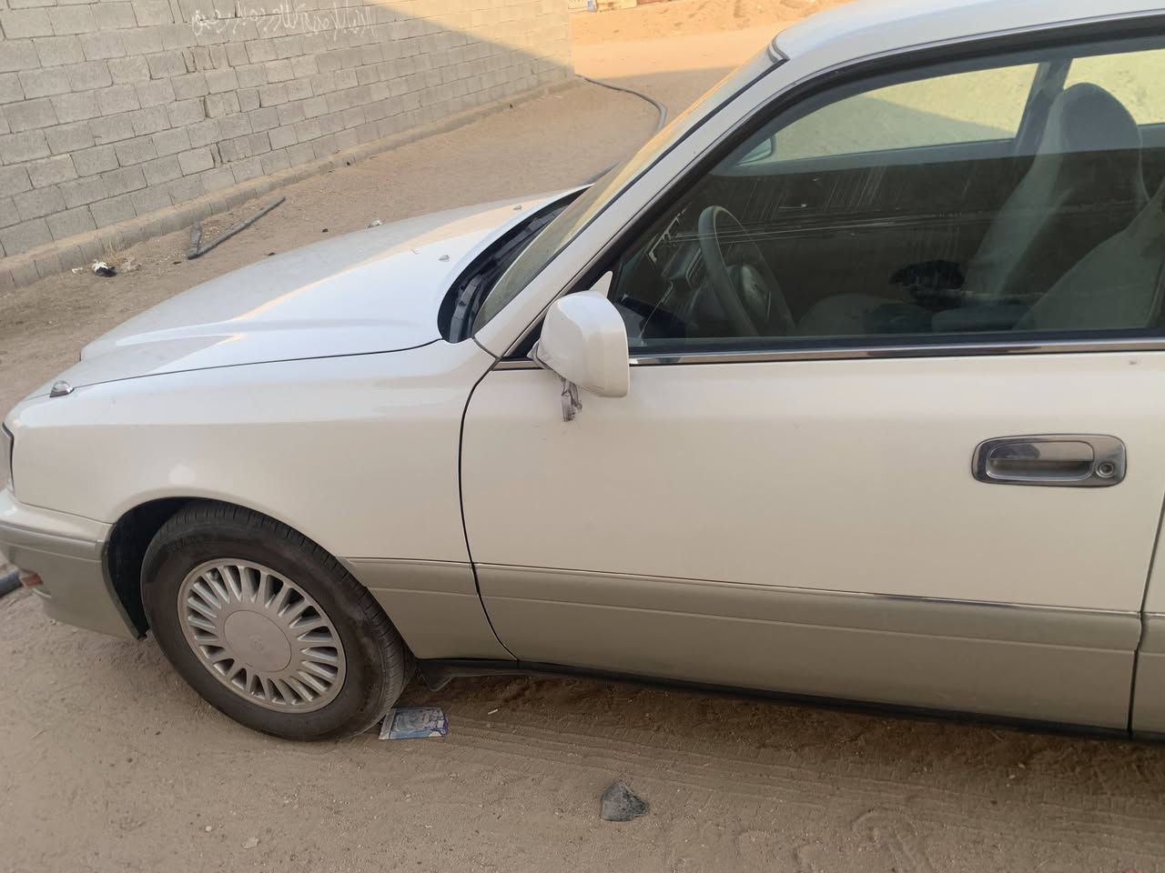 السلام عليكم 
سياره راس الثور  جديد كارتون
سياره مكفولة كير محرك تبريد قطعتين. حداديه توني مسويها ميه بالميه تخم تواير للكدام جديد. سياره تحوير ايسر ابلاد.سويج ريمود بصمه بأسمي رقم بصره سنويه لل٢٠٣١     سعر ١٠٥
***********
