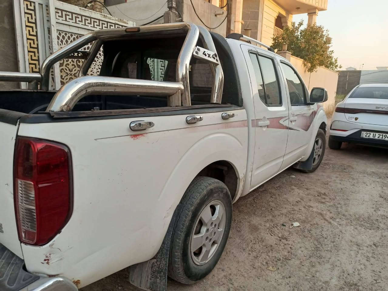 ٢٠١٣ سياره اي نقص مابيه  كلشي جديد بيه بدون صبغ  على ايدي رقم كربلاء بسمي غير متواجد ع فيس سعر ٩٠ ***********
