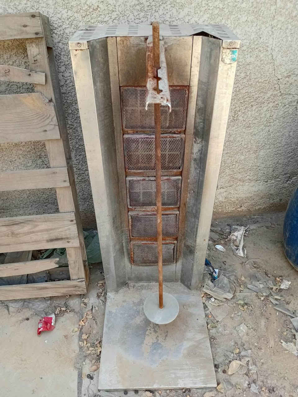 للبيع غرض مطعم شوايه هنبركر شوايه مال كص ومشراحه مال فنكر كلهن نضيفات قيم وخذ مكاني بغداد شارع فلسطين قر التربيه رقمي *********** متواجد وتساب تحياتي للجميع ♥️
