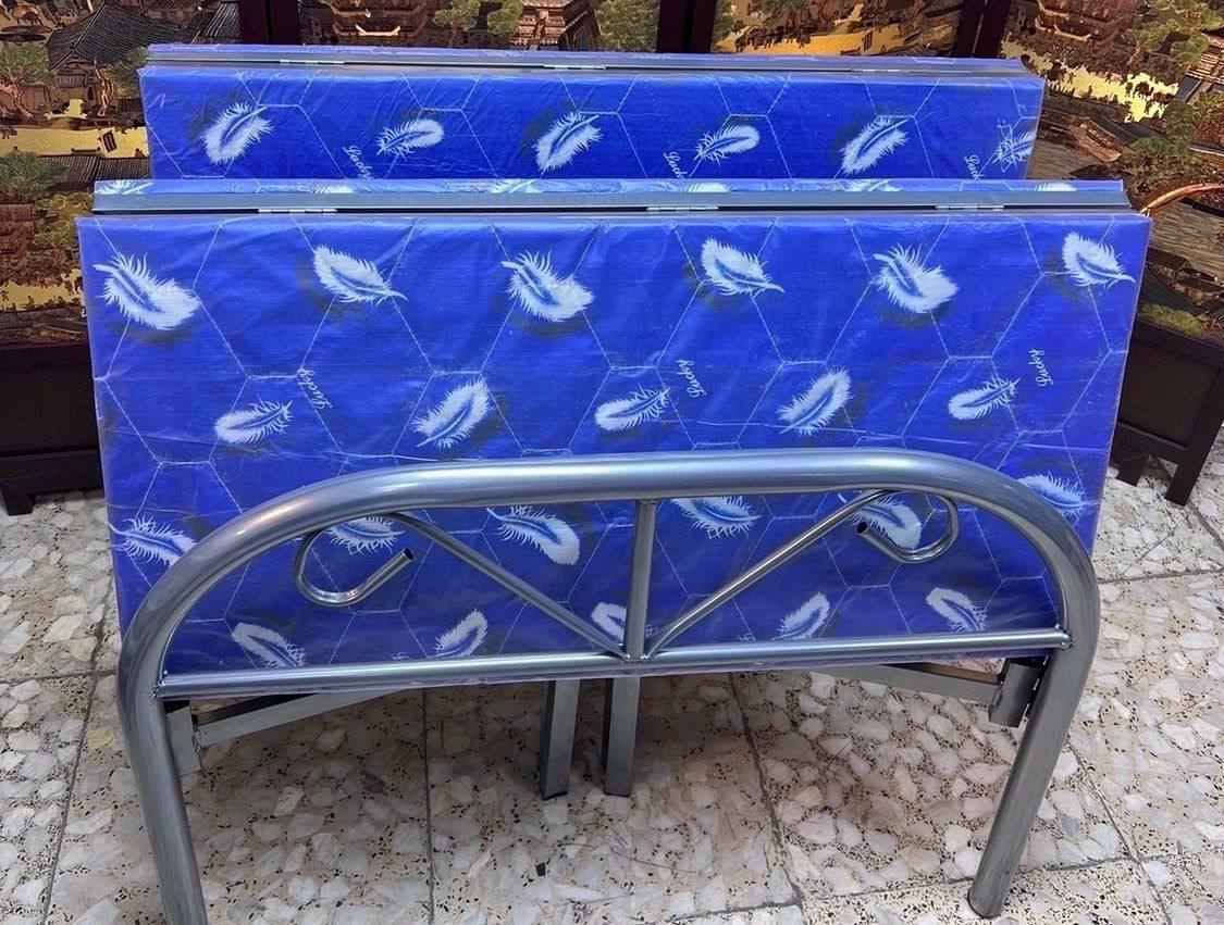 سرير طوي • حديد • بغداد