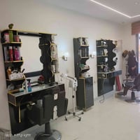 عندي غراض الحلاقه للبيع 07827099745 العنوان الغزاليه شارع 60