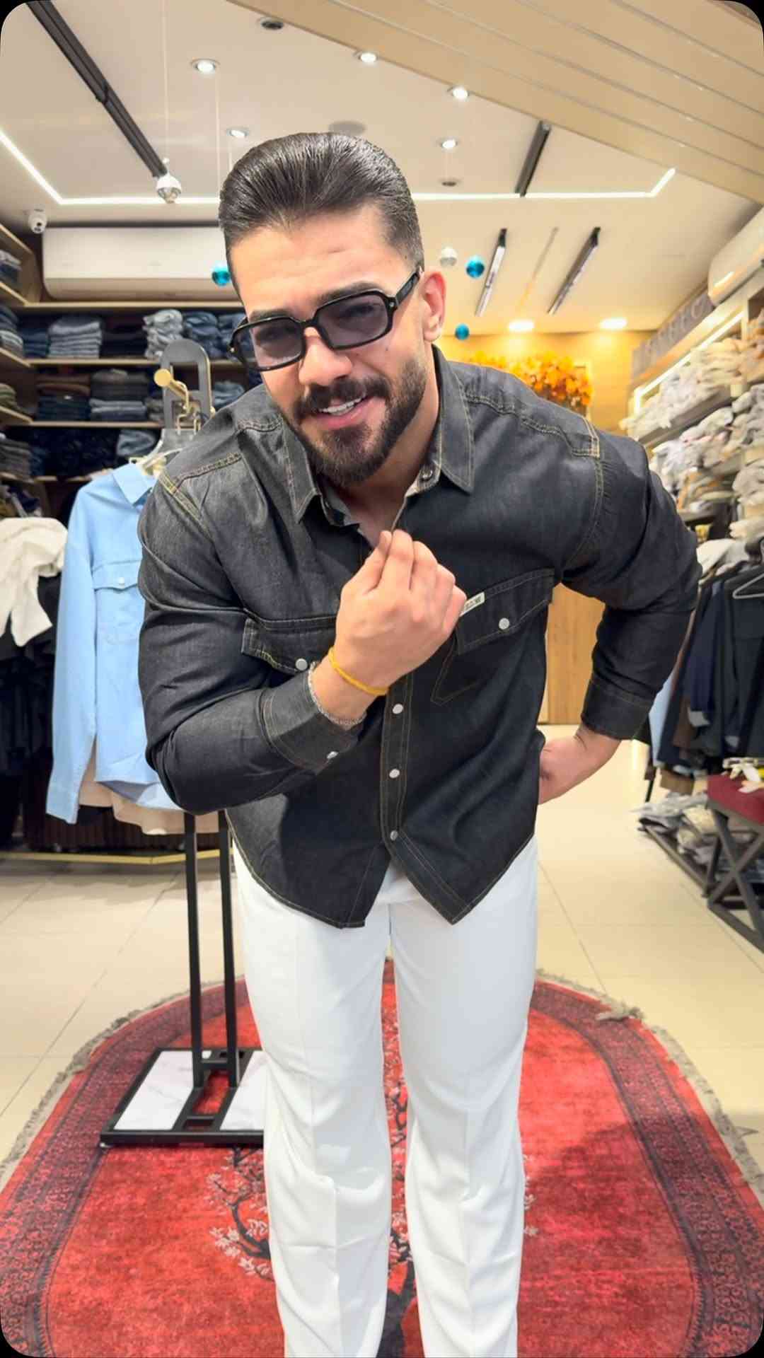قميص • خامة جنز • ٣ الوان