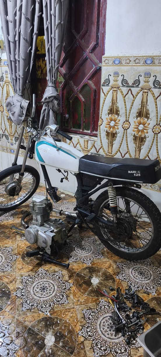 ايراني ادوات مكفوله سرقه سعر 250 بس شده وشغل عنواني بصره كوت الحجاج ***********
