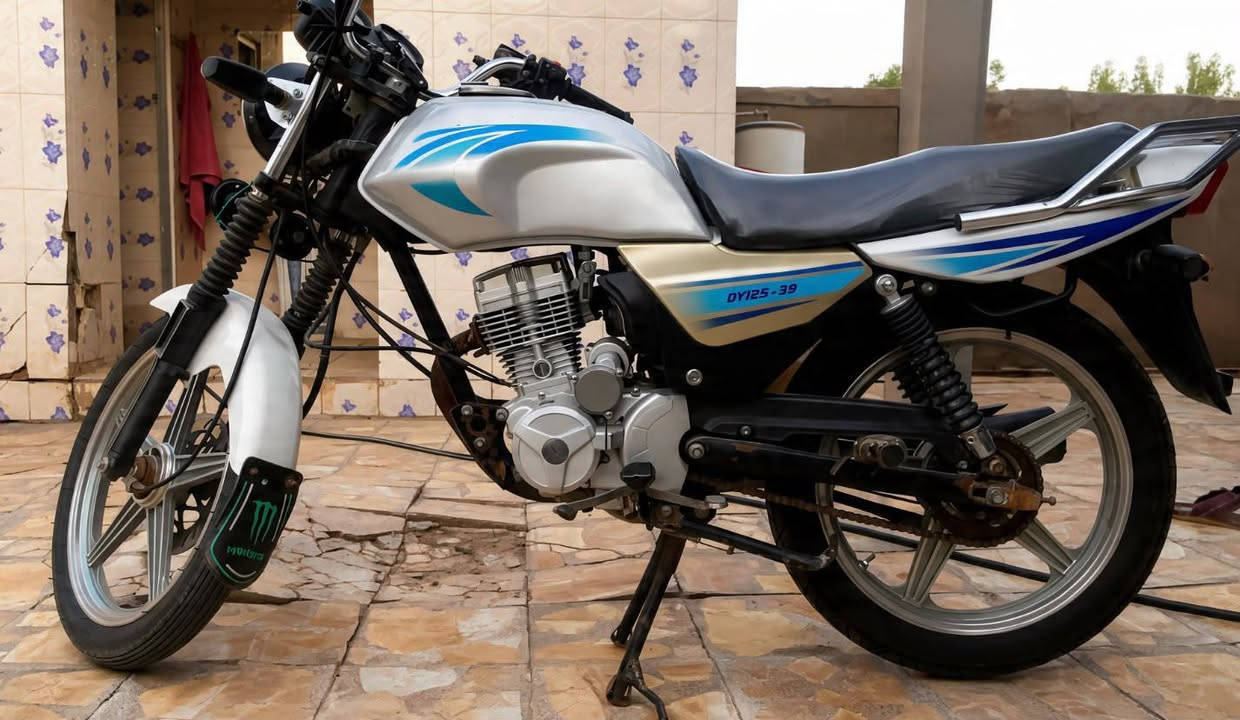 شلون هم الشباب دراجه دايون عضم موديل 2020 الدراجه جانت مضمومه ما ماشيه هواي الدراجه اوراق اصولي تترقم وتداور باسمك الدراجه مكفوله من كلشي مكينه تخبل كلج فول كهربائيات كلها شغاله ترايها مال زيرو أهل الدلفري والتوصيل تفيدكم وتفيد مال مشاوير طويله وبعيده تخم تاير جديد الدراجه مفوله من نضافه وترتيب السعر 950 قابل للتفاوض والمناقشة نبيع بالدولار والدينار العراقي الرقم ***********
