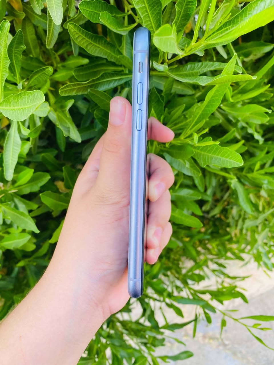 📱 آيفون 11 عادي (iPhone 11) للبيع 📱
​🟣 اللون: بنفسجي مميز 💜
🏠 النظافة: نظيف حيل (استخدام بيت) ✨
💾 الذاكرة: 64 جيجابايت ⚙️
📱 الشريحة: تك سيم (SIM واحدة) 📶
🖥️ الشاشة: مبدلة 3 خيارات (نوعية ممتازة) 💯
🔋 البطارية: مبدلة جديدة 100% بشرط القطارة ⚡
🔐 الفيس آيدي (Face ID): شغال ممتاز ✅
🔊 المواصفات العامة: كاميرات، صوت، هزاز كله شغال بشرط الفحص 📸🎶
🏷️ النموذج: Model M
​💰 السعر: 190 ألف دينار (وبيه مجال قليل للطيبين) 🤝
📍 الموقع: الموصل - الجانب الأيسر 📍
​📌 ملاحظة: أخي العزيز، إذا ما يعجبك المنشور اعبره وربي يرزق الجميع ❤

نص مكتوب في الصور:
- ٥:٥٣ القطع والخدمة تجمع Apple سجل تاريخ القطع والخدمة, وهذا السجل يعرض معلومات عن هذا الـ iPhone وحالته وتفاصيل إصلاحه, معرفة المزيد... سجل تاريخ الخدمة الشاشة غير معروف البطارية غير معروف
