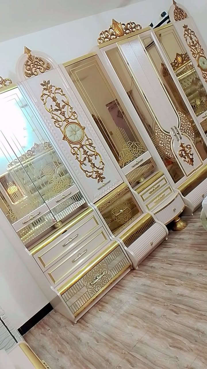 سلام عليكم غرفه تركيه درجه اولا قبل 5اشهر نصبتهه ظهر ابلوك غرفه قويه كلش كلهه اموظحه بلصور السعرررر خاص المو شراي لايدخلي 
رقم ***********
