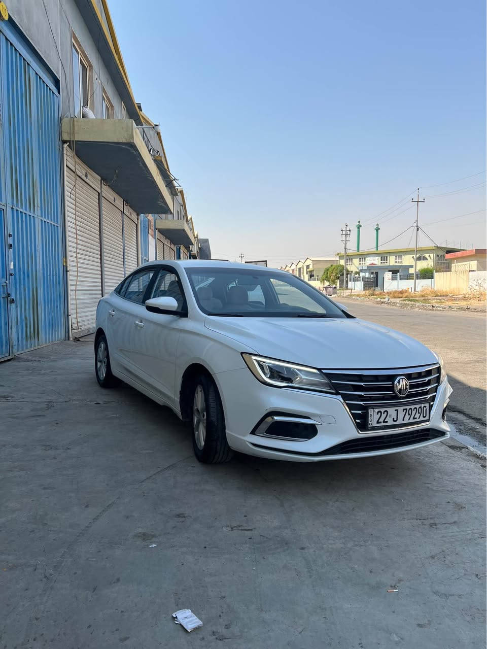 بەناوی خوای گەورە. MG5مۆدیل2023 مواسەفات کۆمفۆرت سەیارەکە بی لێدانە پێش وپشتی کەپسە سەنەوی و هەزە نویە مواسەفات شاشەیە بەسمەیە حەساس کامیرەیە تاحدیل سورحەتە سوکان فۆلیۆمە سەیارەکە لە هەولێرە رەقەم مۆبایل *********** أربيل, العراق
