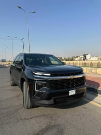 شوفرليت ترفلس 2024 اسود الون مرقم شهداء  الموصفات بصمه تشغيل عن بعد سب...