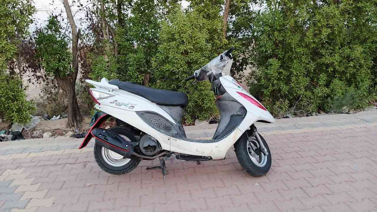 سلام عليكم
كامكوv2للبيع  أو مراوس  حسب لقناعه

موديل2014 كفاله. عامه 
من برغي للبرغي
بسمي صايرله 4اشهر من نازله من الحاويه 
مكان المجر الكبير 
***********بي واتساب
