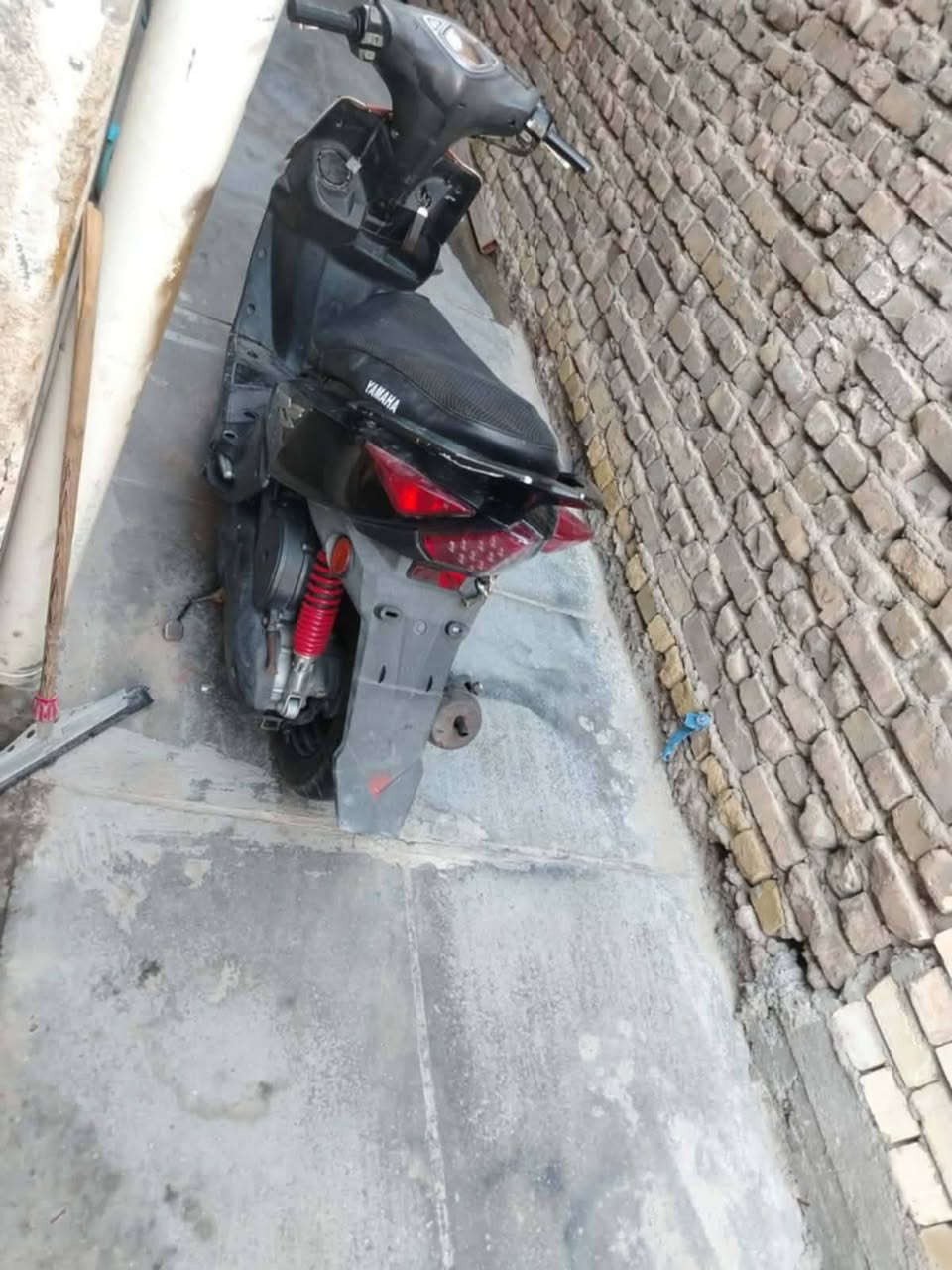 ثم ماكس مضلع حديث ار اس موديل 21مراوس حسب القناعه ماريد نطايح كفاله مكينه وضفريه بيهه حاث بلا كفر امامي***********
