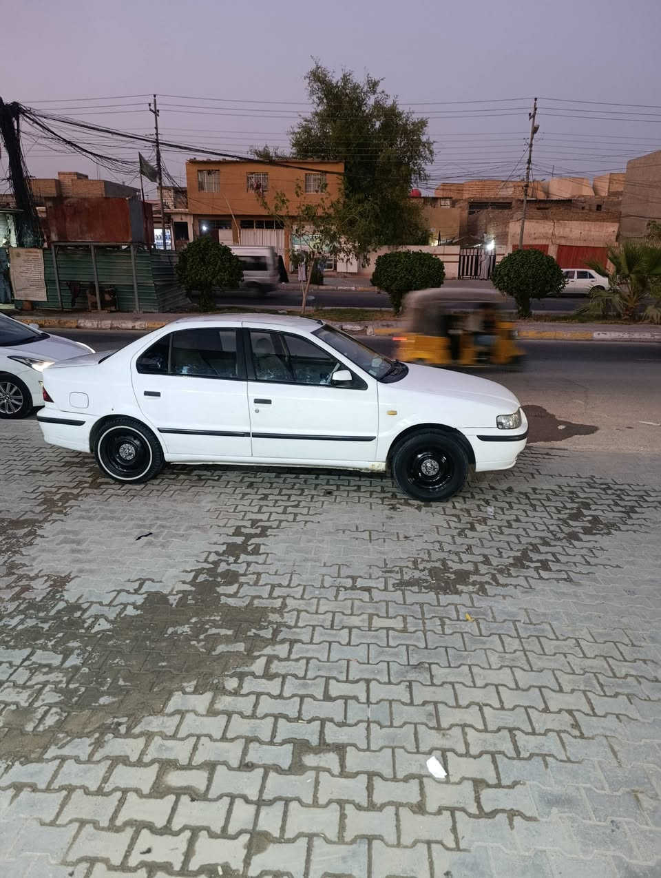 سمند ناطق موديل 11 للبيع النضافه 90بلميه تجي تفحص وتقتنع وتأخذ راعيه بالنجف يريد تحويل سياره نضيفه لامتعوبه 
السعر 40وبيه مجال قليل حق جيه *********** مكاني كربلاء الأمن الداخلي
