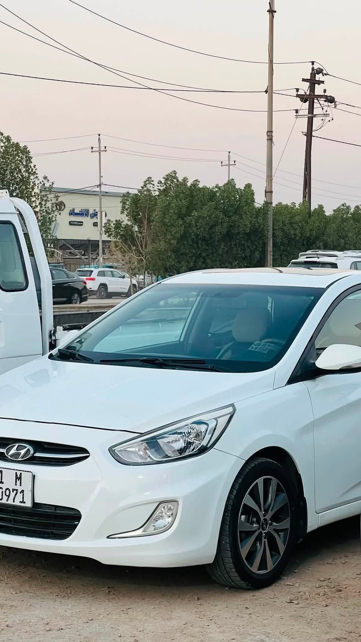ياالله السلام عليكم اكسنت موديل ٢٠١٦ خليجي مكفول فقط صبغ في الدوسه وبيها بارد بسيط مكبريهن بالسونار طبعآ السياره فول مواصفات (بلو) السياره مكينة ١٦٠٠ كير مكينة حداديه كله كفالة السياره كير ومكينه مامفتوحات ماشيه ١٠٦ الف كيلو متر السياره كلش جديدة وحلوة ومال جناي رقم بغداد الجديد قبل شهر محوله تحويل ثاني يوم سنوية لل ٢٠٣١ هزة وسنوية كله جديد السياره جاهزة على اخر حباية تخم تاير جديد شادلها درجة اولى جاهزة من كلشي سعرها ١٠٨ وبيها مجال بسيط مكاني بابل ***********
