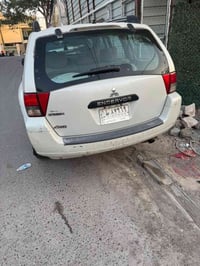 لبيع ميسوبيشي موديل 2008  أنديفور سياره بدون صبخ بيه تبريد ثلج مكان سي...